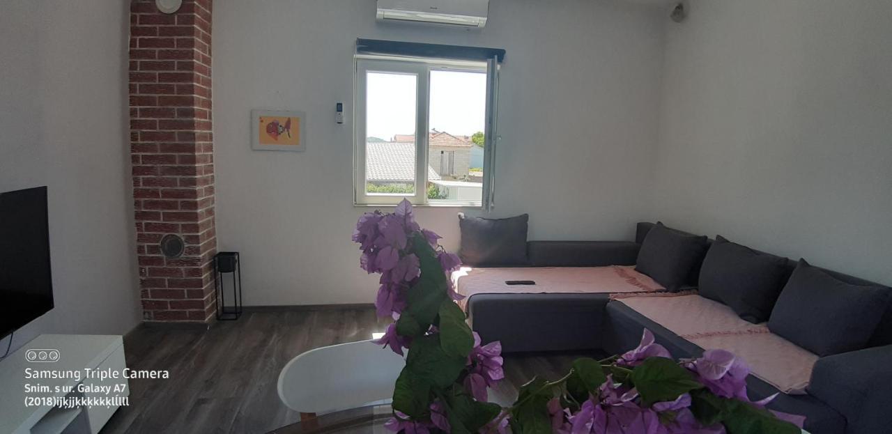Apartamento Katarina Pakoštane Exterior foto